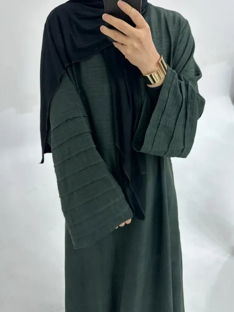 Pleated Sleeve Abaya